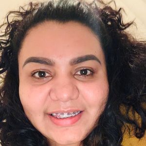 Meet your Posher, Anaira